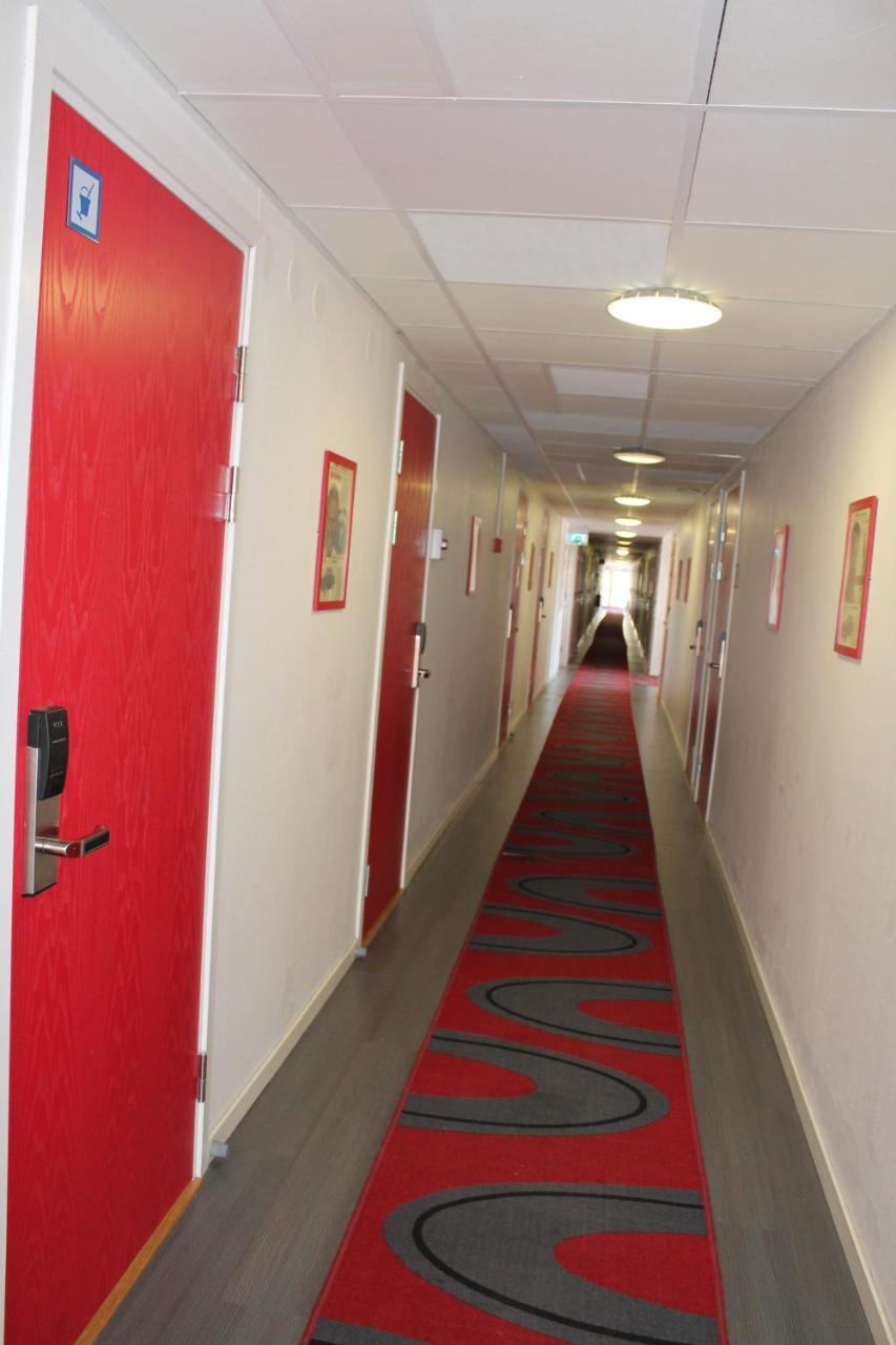 Sure Hotel By Best Western Vilsta Sporthotell Eskilstuna Exterior photo