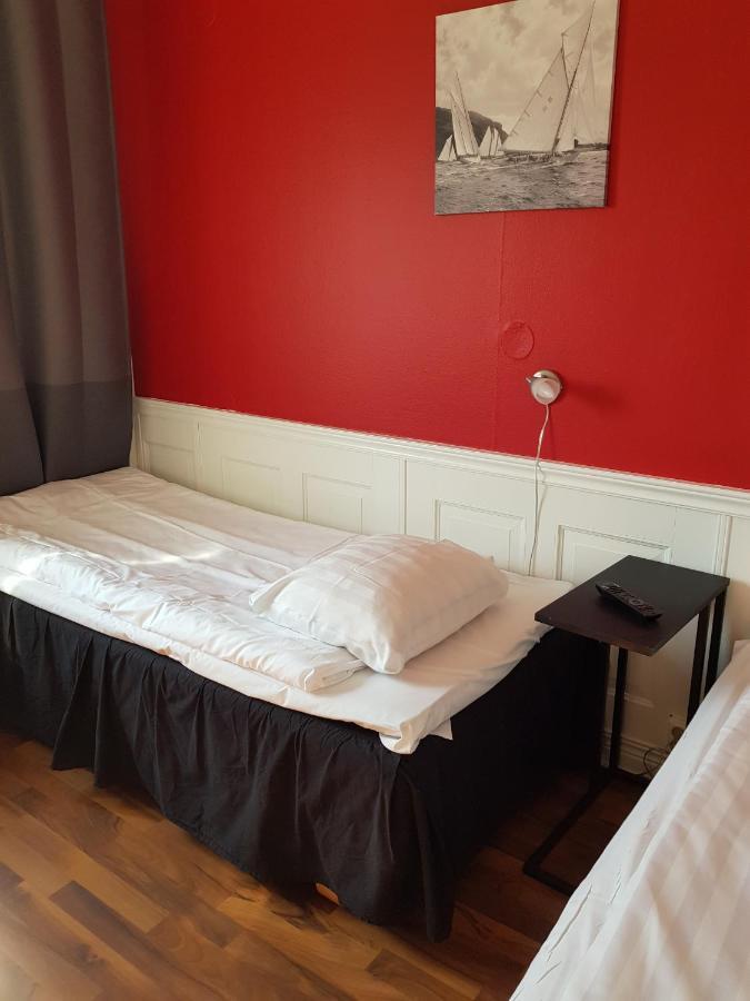 Sure Hotel By Best Western Vilsta Sporthotell Eskilstuna Exterior photo